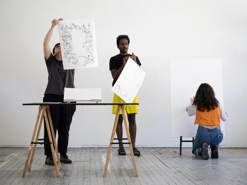 Accrochage, images reportages, photographie de Alicia Gardès, ©ÉSAL 2023